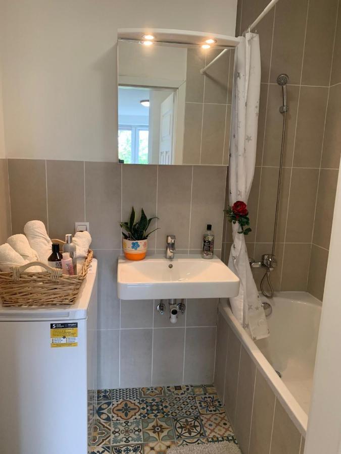 ורשה Comfortable And Cosy Apartment 3 Beds-City Center מראה חיצוני תמונה