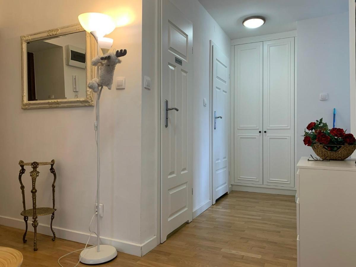 ורשה Comfortable And Cosy Apartment 3 Beds-City Center מראה חיצוני תמונה